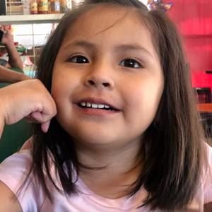 Meet your Posher, Gaby